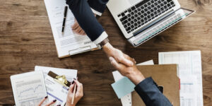 Estrategias y Tácticas en Negociación